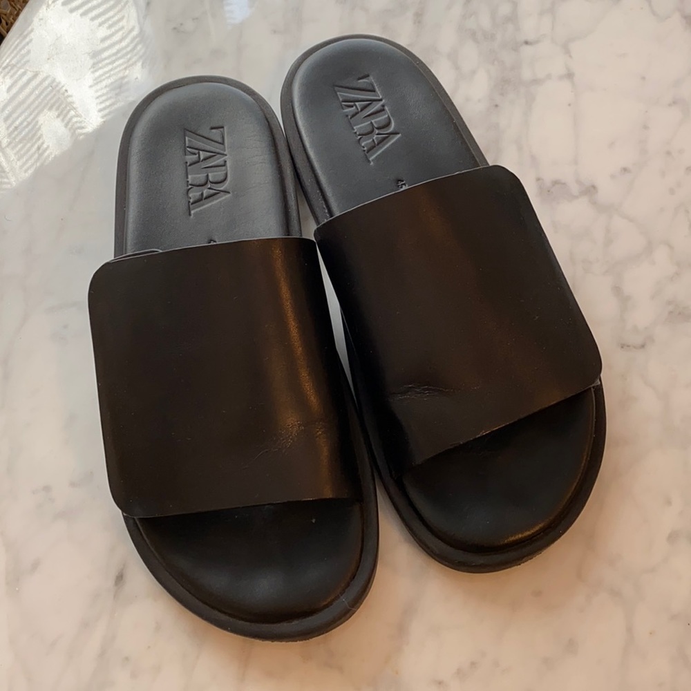 ZARA Mens SS21 Leather Sandals